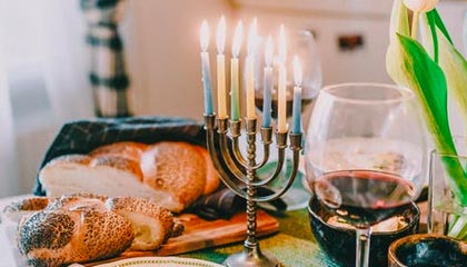 一艘俄罗斯油轮，开到南海突然改道印度，不是俄罗斯变心，是印度出价太高！