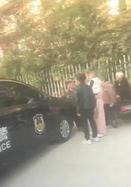 “女子去前夫家探望小孩被杀害？”警方通报：王某(男<strong></p>
<p>有几家正规贵金属</strong>，36岁)已被抓获