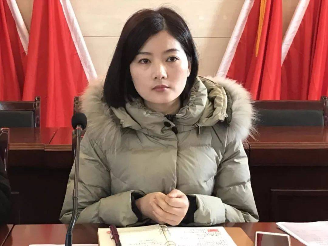 李佩霞<strong></p>
<p>现代贵金属分析方法</strong>，今日受审！