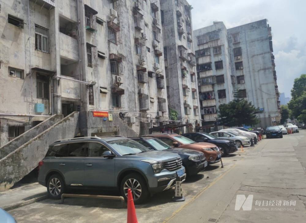 同意率已超90%<strong></p>
<p>银行贵金属赏鉴会</strong>，深圳首例自拆自建小区仍停滞，街道办回应“具体执行方案未出”