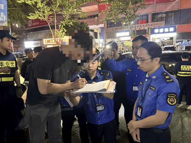 “锅铲声敲得我睡不着”！深夜<strong></p>
<p>贵金属交易休市时间</strong>，深圳多名流动摊贩被劝离……