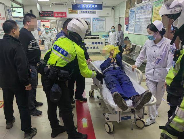 1小时车程仅25分钟赶到！南宁男子手指被割断<strong></p>
<p>郑州贵金属地方</strong>，交警紧急护送就医