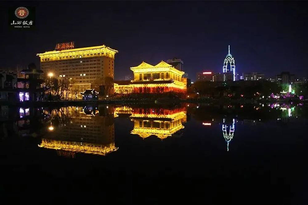 山西饭店上热搜<strong></p>
<p>国内正规的贵金属</strong>！网友：啥？你们平时都搁这儿吃饭？