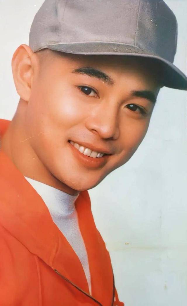 李连杰:后事一切从简<strong></p>
<p>玩转工行贵金属</strong>，不用立碑也不用办丧事，树葬海葬都可以