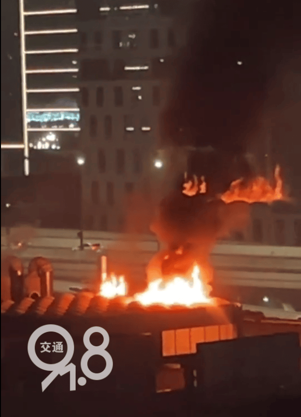 刚刚<strong></p>
<p>BNB网站</strong>！杭州一建筑突发爆炸！