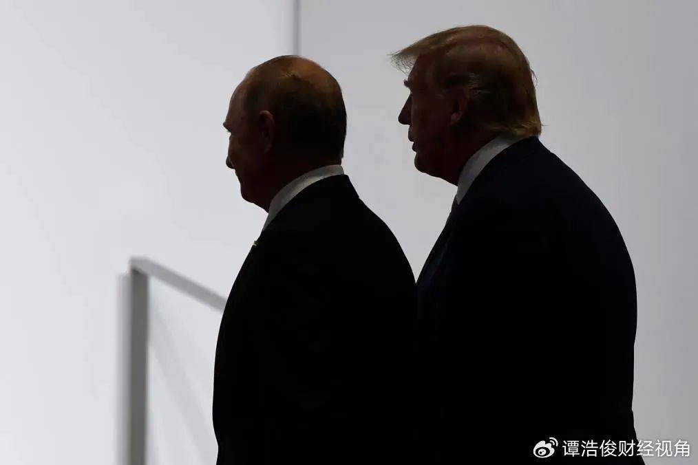 泽连斯基终于知道<strong></p>
<p>比特币网站</strong>，特朗普是得罪不起的，那怎么办呢？