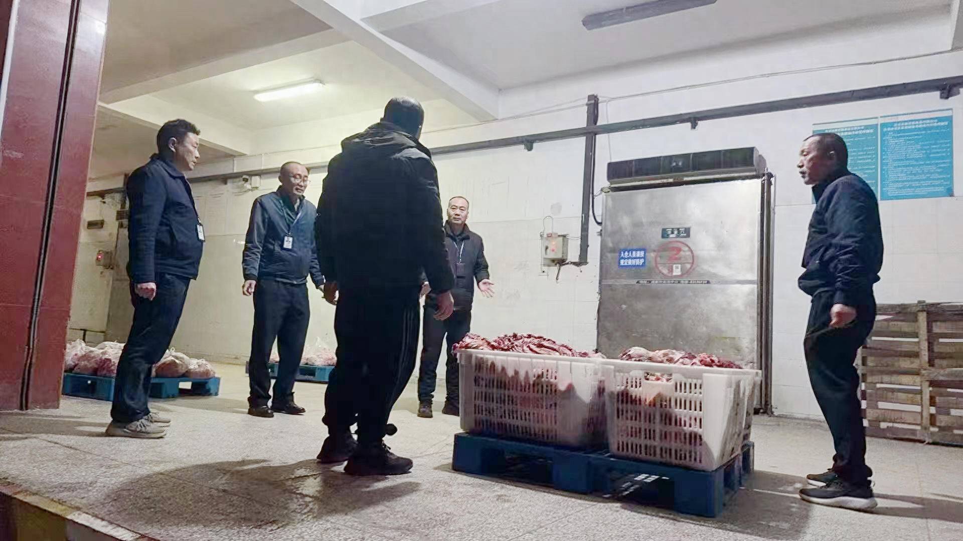 给活牛插管注水每头增重80斤！四川荣县警方破获一起售卖注水牛肉案<strong></p>
<p>区块链挖矿网站</strong>，5人被抓
