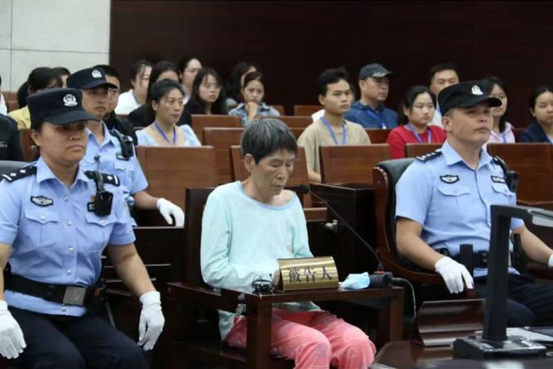 余华英被执行死刑<strong></p>
<p>BITOP投资</strong>！受害人杨妞花的姐姐发声：终于等到这一天