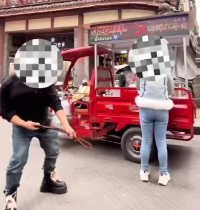 四川巴中三名网红街头拍摄低俗视频<strong></p>
<p>瑞波币投资</strong>，被行政处罚
