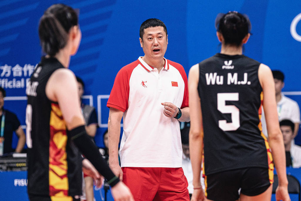 谁能成为中国女排下一任主帅<strong></p>
<p>瑞波币投资</strong>？想要打好这份工真的挺难