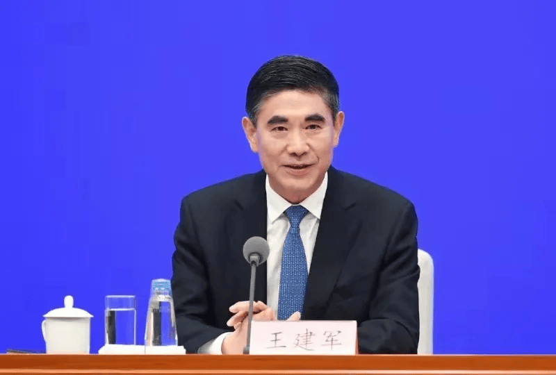 李锦斌、刘家义、刘赐贵、王建军<strong></p>
<p>BTCAPP下载</strong>，已任中央指导组组长