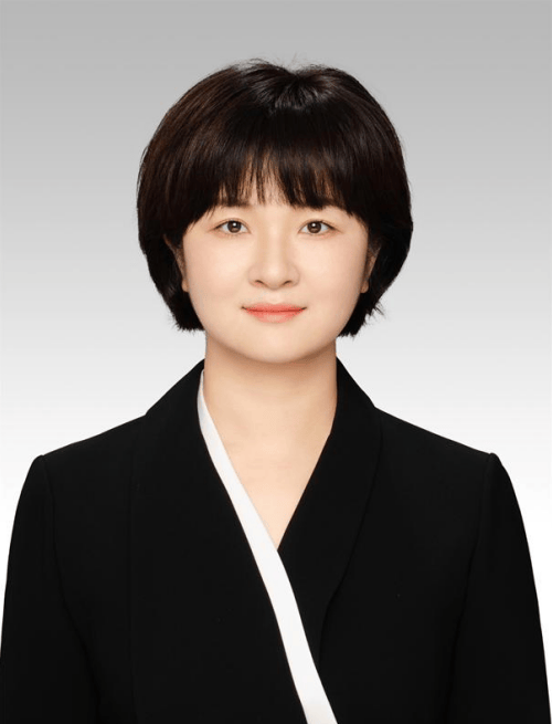 不到1年再公示<strong></p>
<p>瑞波币</strong>，生于1987年的李金玲，拟提名为县长候选人