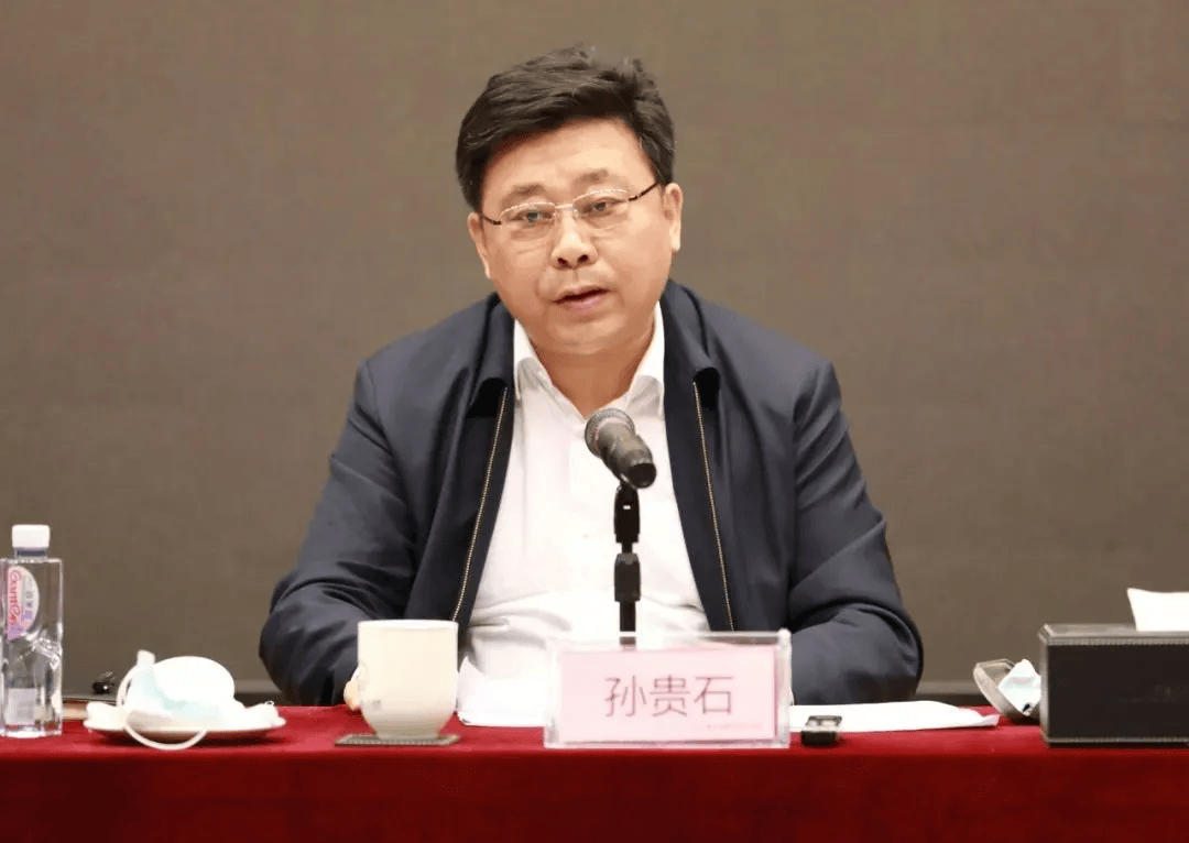 曾任唐山市委常委<strong></p>
<p>波卡币APP下载</strong>，孙贵石将亲戚在唐山市的房产作为专门宴请场所，多次组织领导及下属聚餐