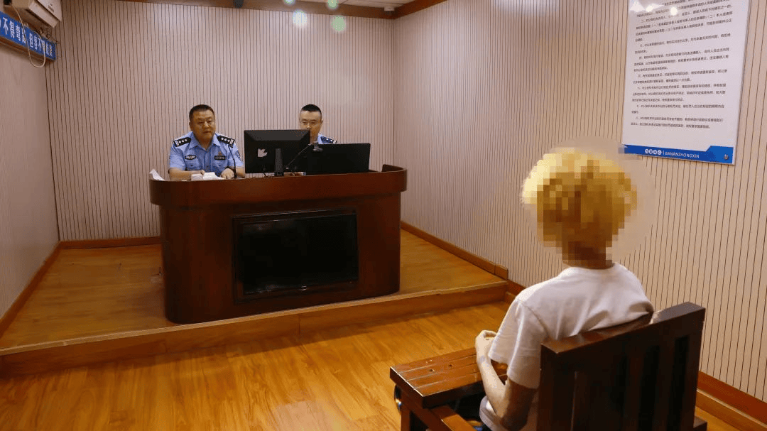加油站内砸车打人<strong></p>
<p>比特币APP下载</strong>，23名嫌疑人被临沂警方抓获