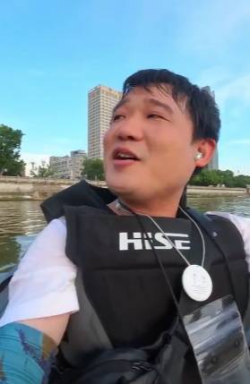 长沙男子突发奇想划船下班<strong></p>
<p>ETH行情</strong>，25分钟车程划了3小时，当事人：手累腿麻，不会有下次