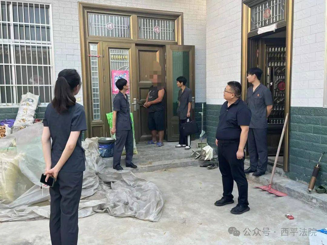 现场画面曝光！河南驻马店出动多名干警<strong></p>
<p>BNB行情</strong>，多人被带走！