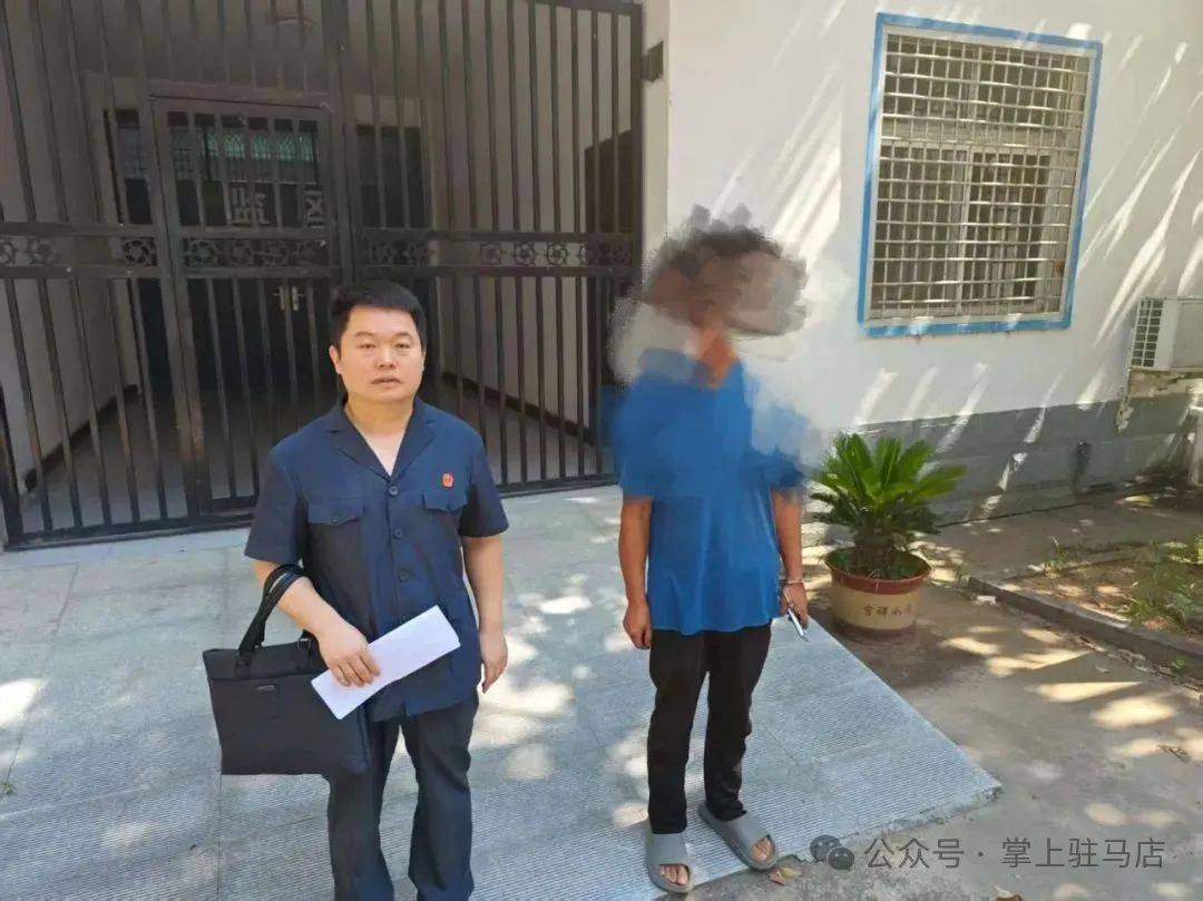现场画面曝光！河南驻马店出动多名干警<strong></p>
<p>BNB行情</strong>，多人被带走！