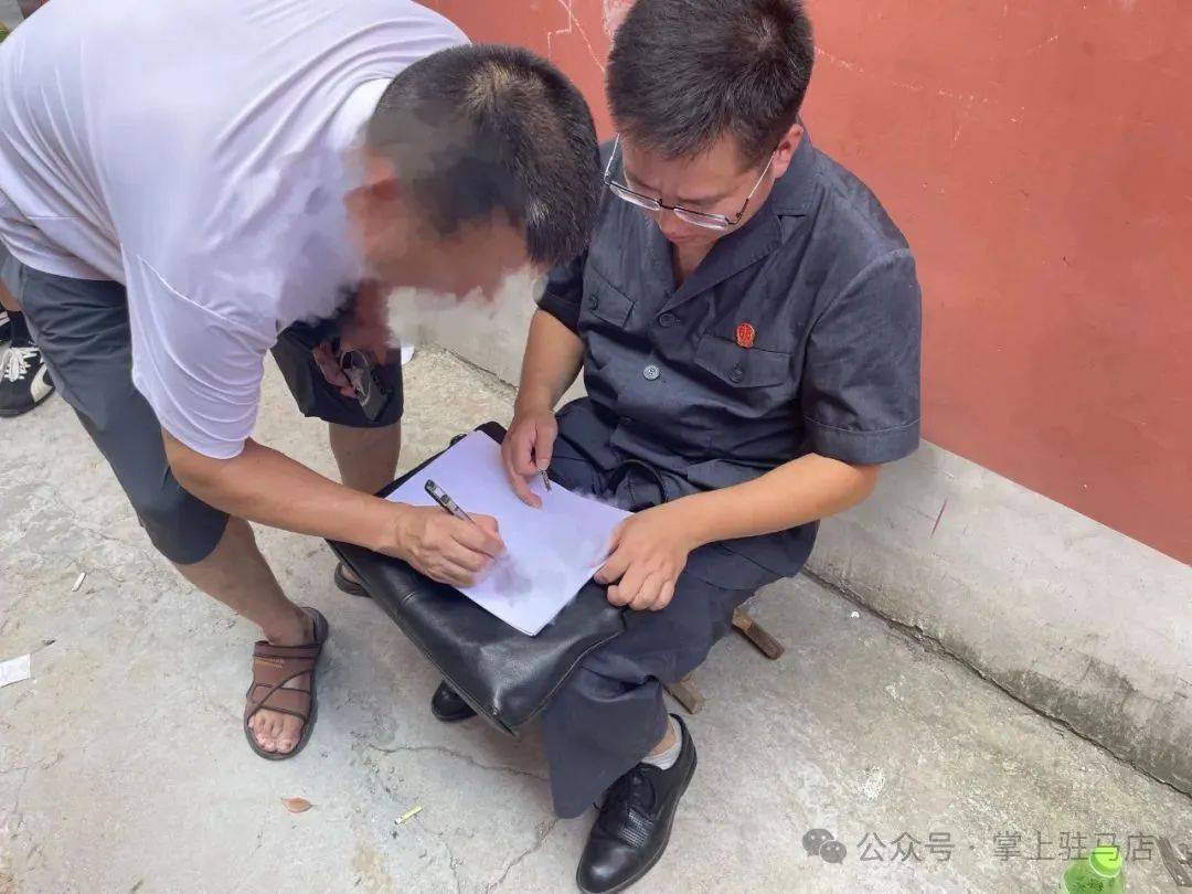 现场画面曝光！河南驻马店出动多名干警<strong></p>
<p>BNB行情</strong>，多人被带走！