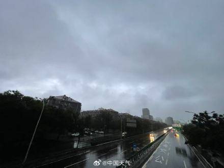 北京七区已现暴雨或大暴雨 早高峰城区及北部地区仍有明显降雨 注意出行安全<strong></p>
<p>币安币行情</strong>！