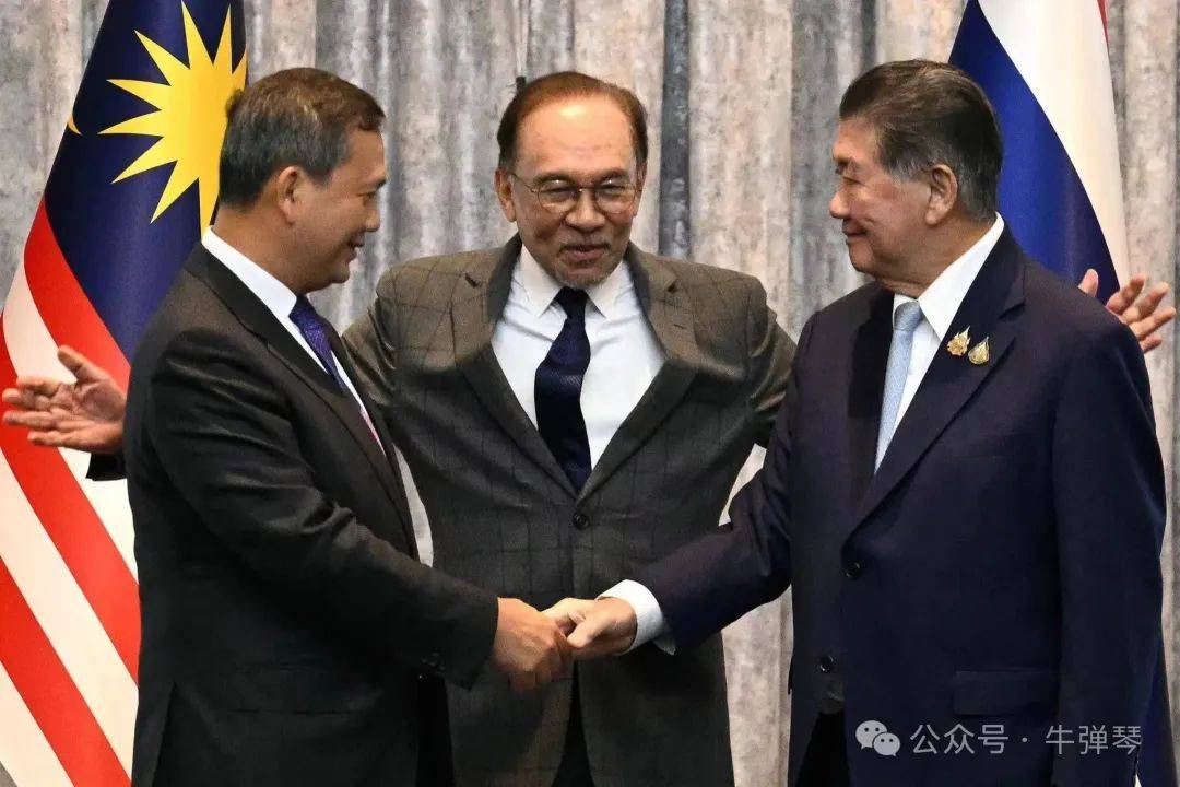 泰柬终于停火<strong></p>
<p>币安币行情</strong>，秘密就藏在这张照片里