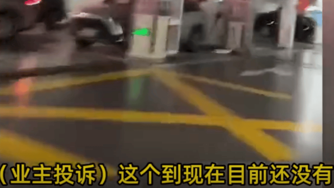 上海一小区被外卖员集体“拉黑”：进小区须乘摆渡车<strong></p>
<p>BCH行情</strong>，送单保安全程陪同，其余骑手在车内等，致订单频繁超时；平台：已尝试与物业沟通