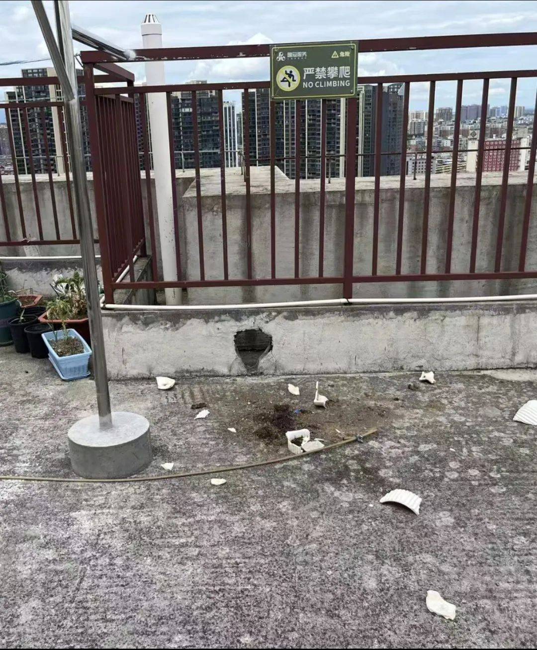 湖南衡阳29岁女子疑被男友施暴后从25楼跳下身亡 男友徐某此前还刺激说：“你放心<strong></p>
<p>比特现金行情</strong>，她不会去死的”