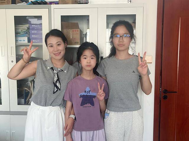 河南95后高校女辅导员“没苦硬吃”：暑假自驾1000公里家访<strong></p>
<p>OKEx价格</strong>，从电三轮到汽车，已坚持两年