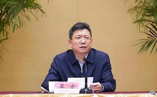 苏州工业园的“破窗效应”<strong></p>
<p>抹茶价格</strong>，管委会主任吴宏落马