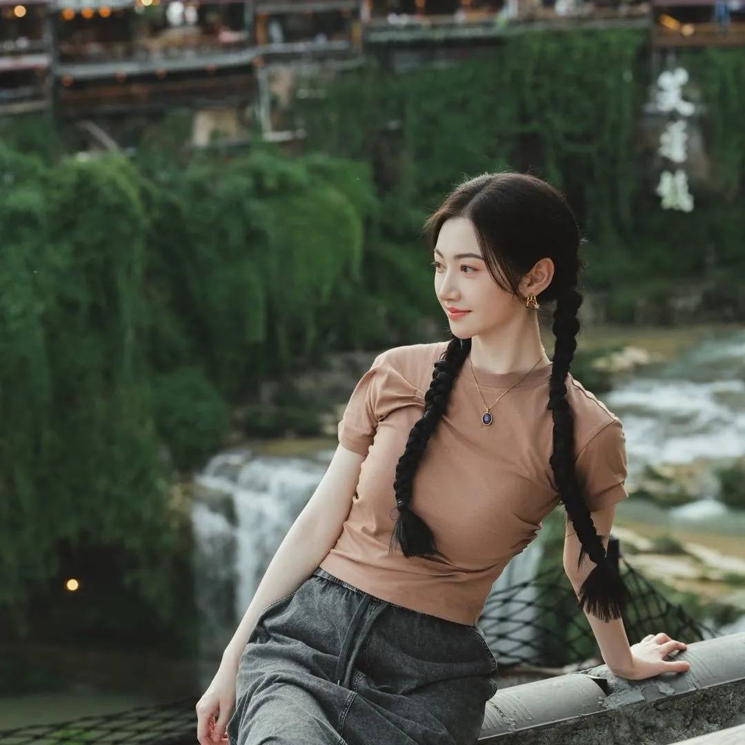 景甜工作室否认“冯绍峰景甜闪婚”<strong></p>
<p>ETH价格</strong>，连发4个感叹号：景甜女士未婚单身，请停止造谣
