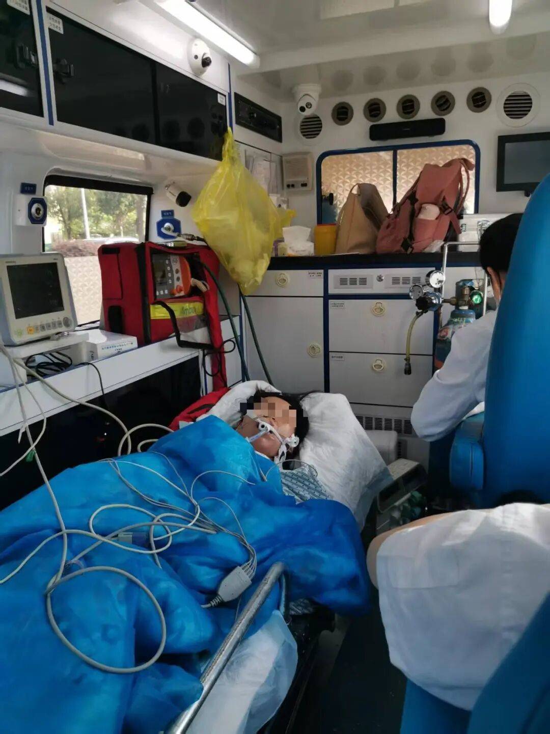 女护士结婚半年发烧头痛<strong></p>
<p>艾达币价格</strong>，诊治12天才确诊“脑脊髓炎”致丧失劳动能力，鉴定：两家三甲医院因未及早诊断病情，应承担责任