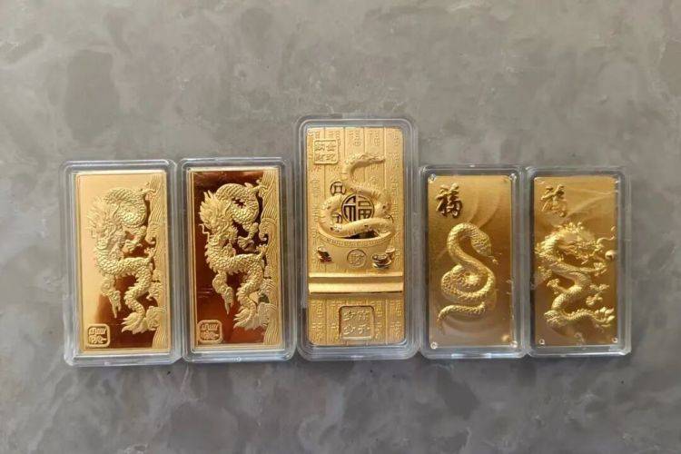 10余万黄金寄出后<strong></p>
<p>BCH价格</strong>，男子冲进派出所！
