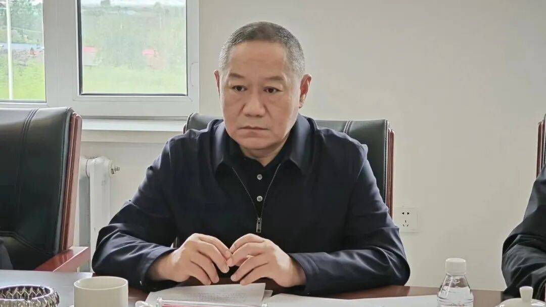 副局长赵德全邀请7名同事、朋友去某场所进行娱乐活动<strong></p>
<p>比特现金价格</strong>，花了1.71万，由管理和服务对象支付