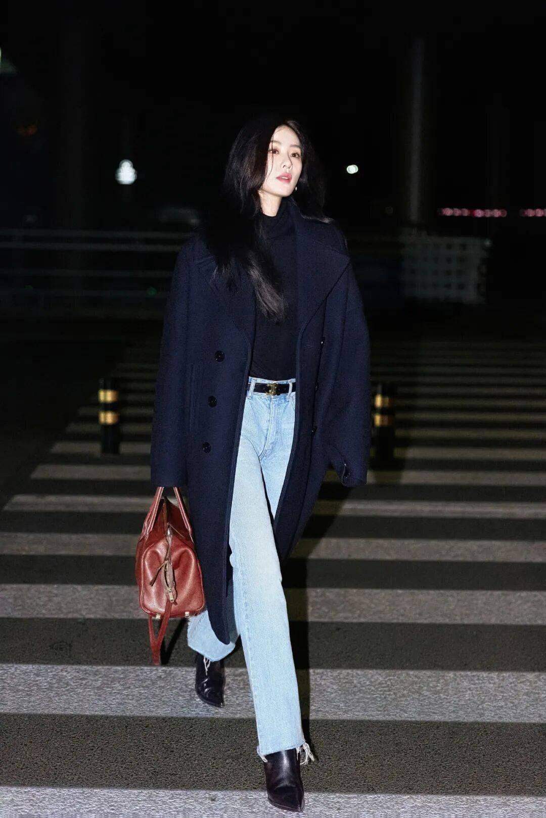 时装周上的女明星<strong></p>
<p>数字货币交易app</strong>，秋冬氛围感一键封顶！