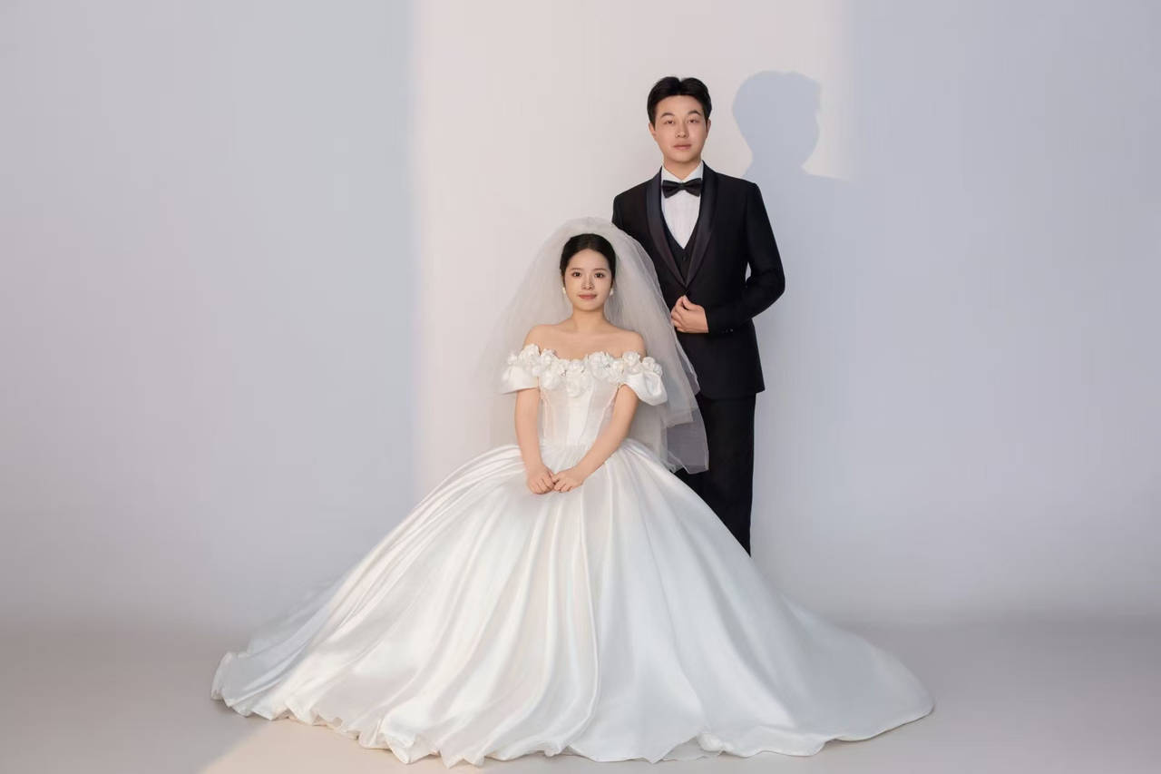 那个让老师骄傲的“调皮”班级！30年同学聚会<strong></p>
<p>数字货币交易官网</strong>，还伴有一封来自贵州的感谢信