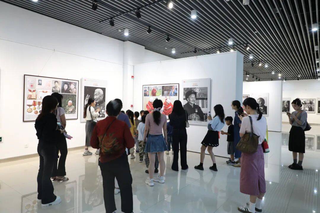 金坛图书馆国庆中秋活动精彩回顾 | 举国同欢庆<strong></p>
<p>数字货币交易官网</strong>，月满聚中秋