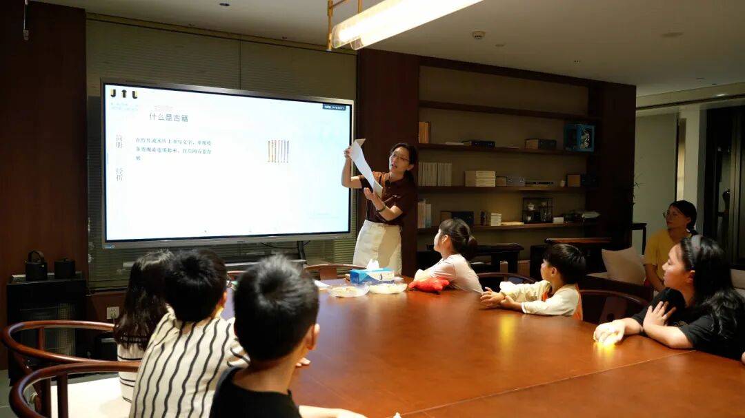 金坛图书馆国庆中秋活动精彩回顾 | 举国同欢庆<strong></p>
<p>数字货币交易官网</strong>，月满聚中秋