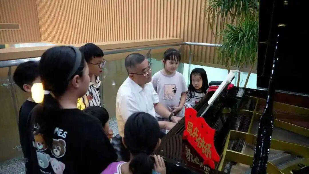 金坛图书馆国庆中秋活动精彩回顾 | 举国同欢庆<strong></p>
<p>数字货币交易官网</strong>，月满聚中秋