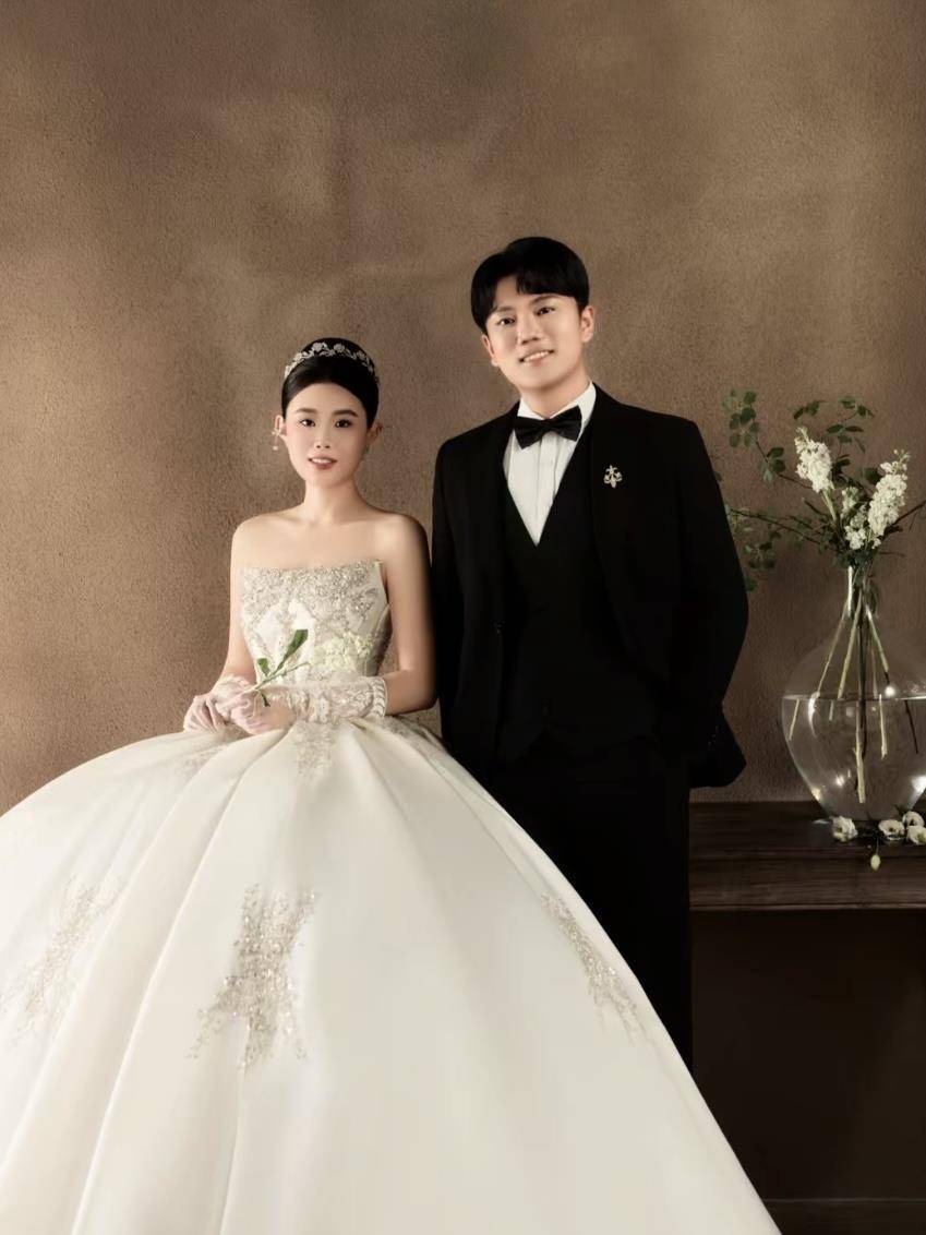 “千万富翁”解克锋儿子解清帅将举办婚礼<strong></p>
<p>数字货币交易网站</strong>，解克锋：很开心，邀请了部分寻亲家长参加