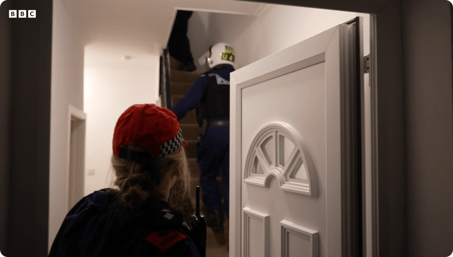 凯特患癌竟因辉瑞疫苗？伦敦4万被盗手机直飞香港<strong></p>
<p>数字货币交易网站</strong>，比贩毒暴利产业链曝光…