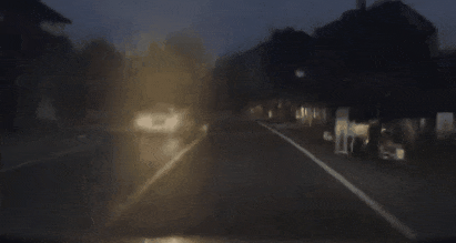 女司机撞到未拴绳的狗<strong></p>
<p>数字货币交易APP下载</strong>，同车男子遭狗主人亲友围殴！警方通报