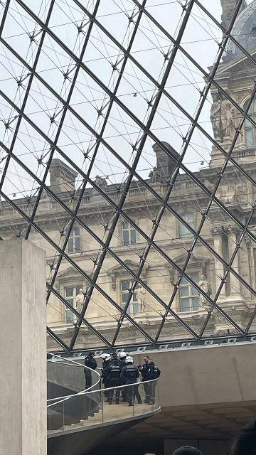 旅法学者亲历卢浮宫劫案：安保未到位<strong></p>
<p>数字货币官网</strong>，嫌犯精准下手