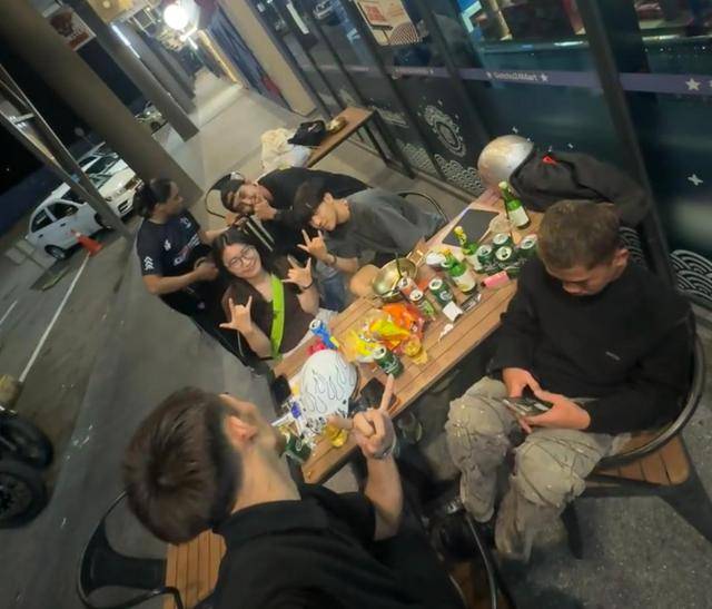 上海女生国外丢失手机<strong></p>
<p>数字货币网站</strong>，找回后发现多了两段视频，网友：结局意想不到……