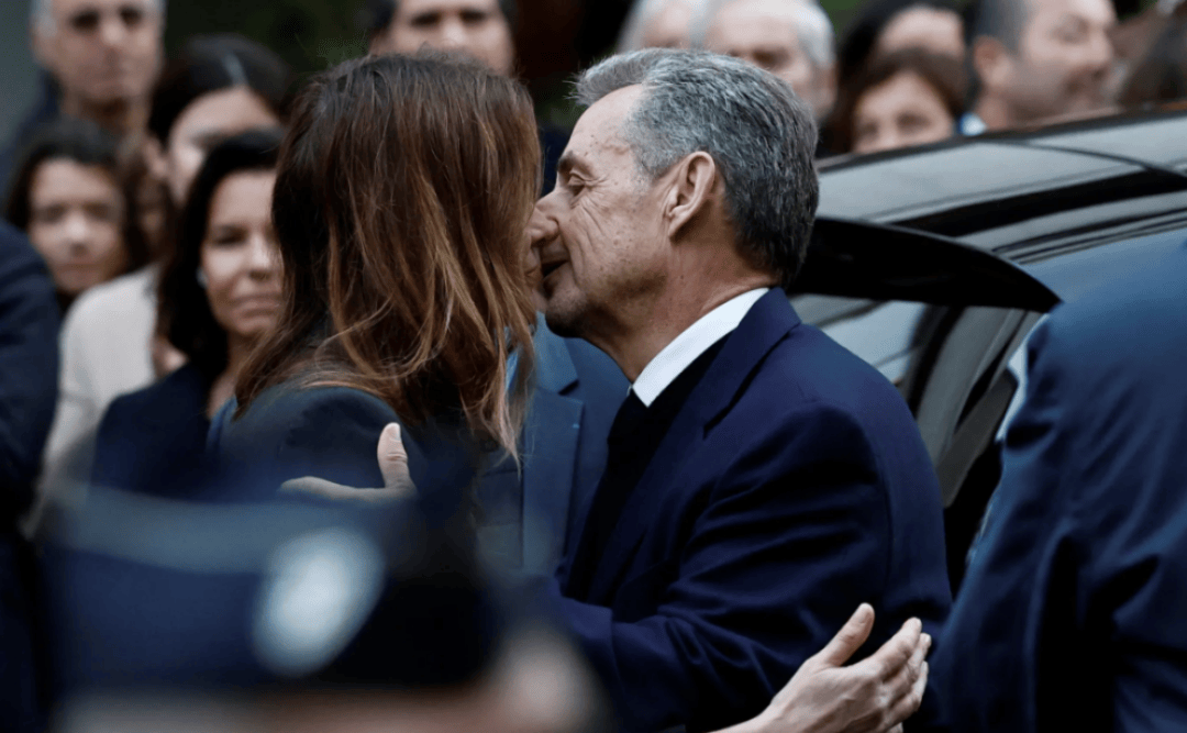 70岁法国前总统萨科齐的“坐牢style”：入狱前密会马克龙<strong></p>
<p>数字货币APP下载</strong>，入狱后开始写书