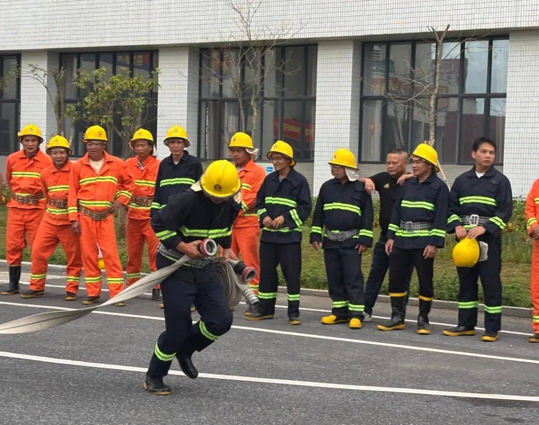 训考结合砺精兵<strong></p>
<p>数字货币价格</strong>！高新区微型消防站技能培训暨考核顺利举行