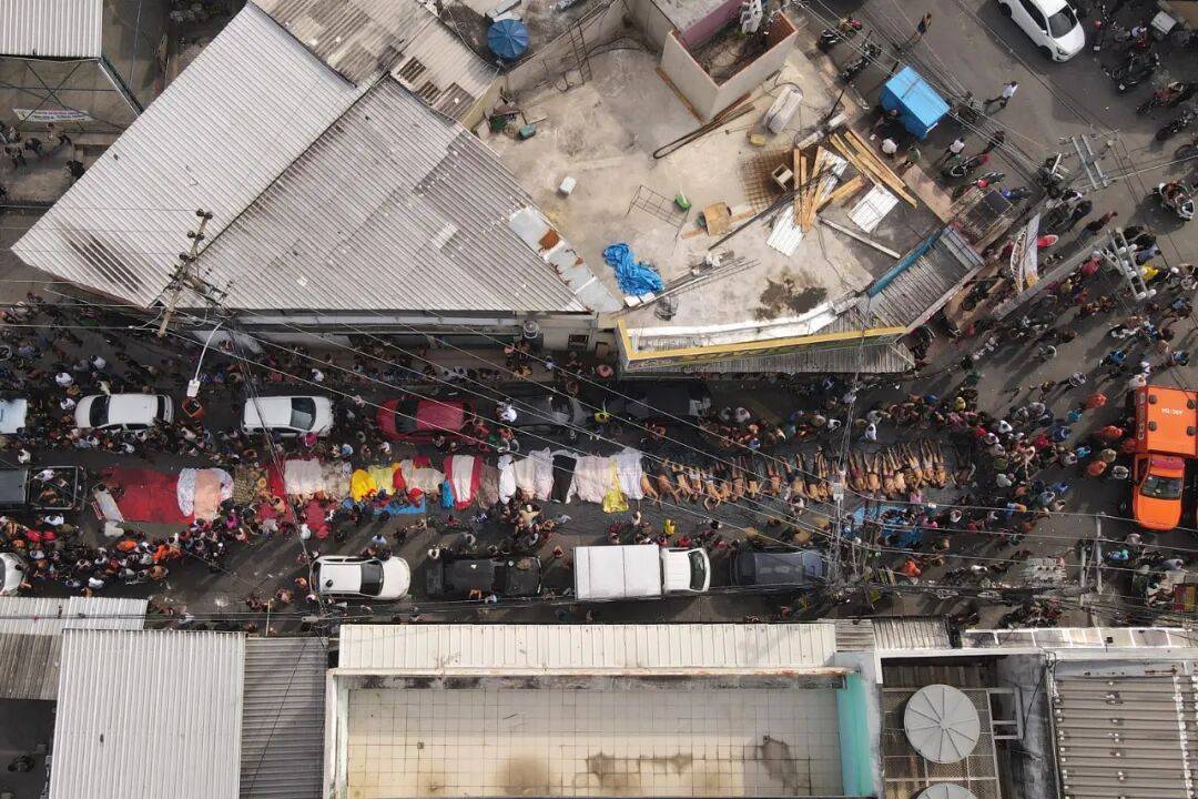 巴西强力“剿匪”！里约热内卢警匪激战<strong></p>
<p>ETH-以太坊</strong>，已有120多人死亡，总统卢拉发声，现场画面曝光→