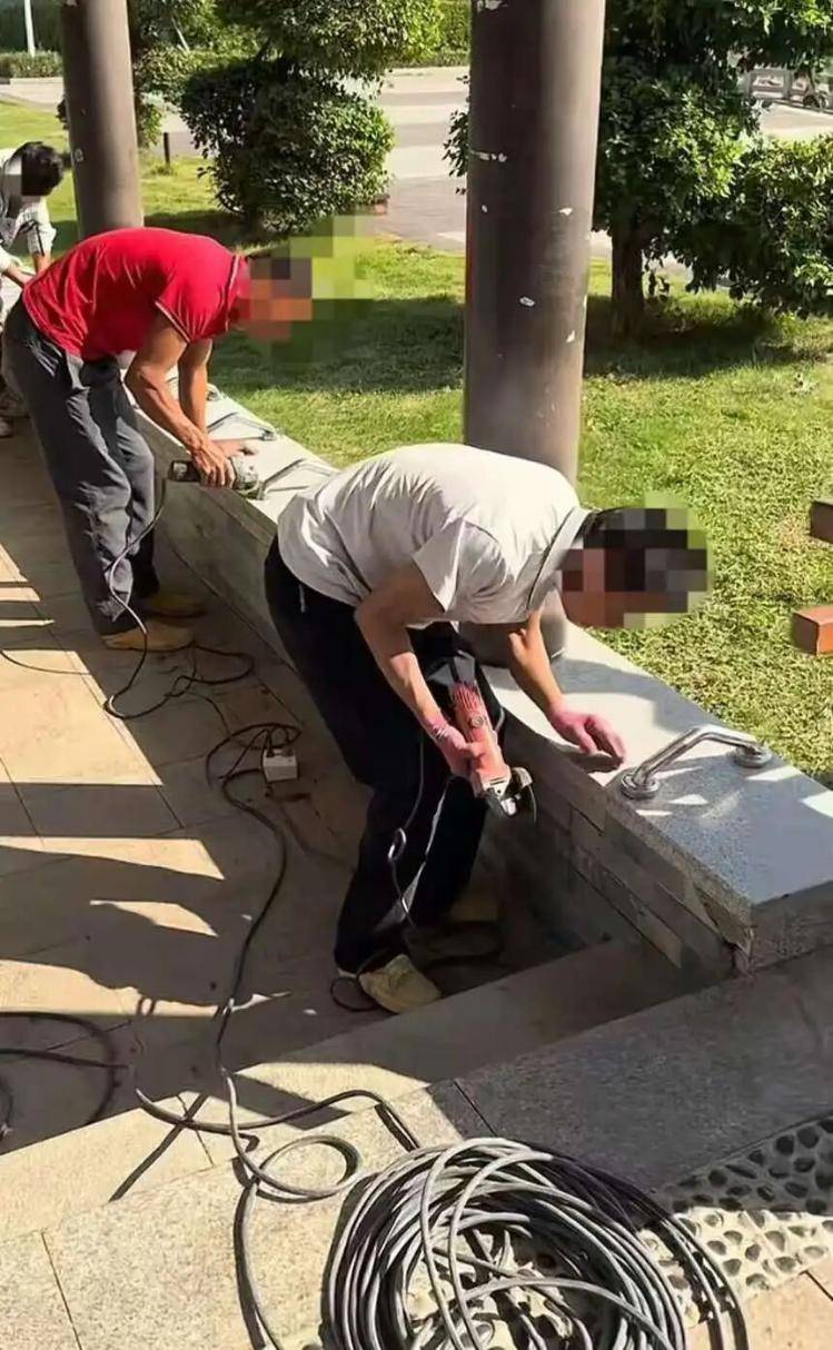 未装时有人不文明躺卧<strong></p>
<p>宿迁有哪些证券公司</strong>，装上后被质疑不友好，东莞回应“公园座椅防躺卧装置装了又拆”