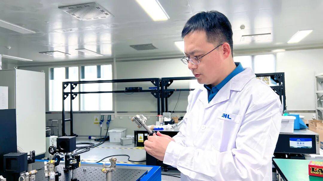 认真学习贯彻党的二十届四中全会精神<strong></p>
<p>国泰君安</strong>！来听听他们怎么说