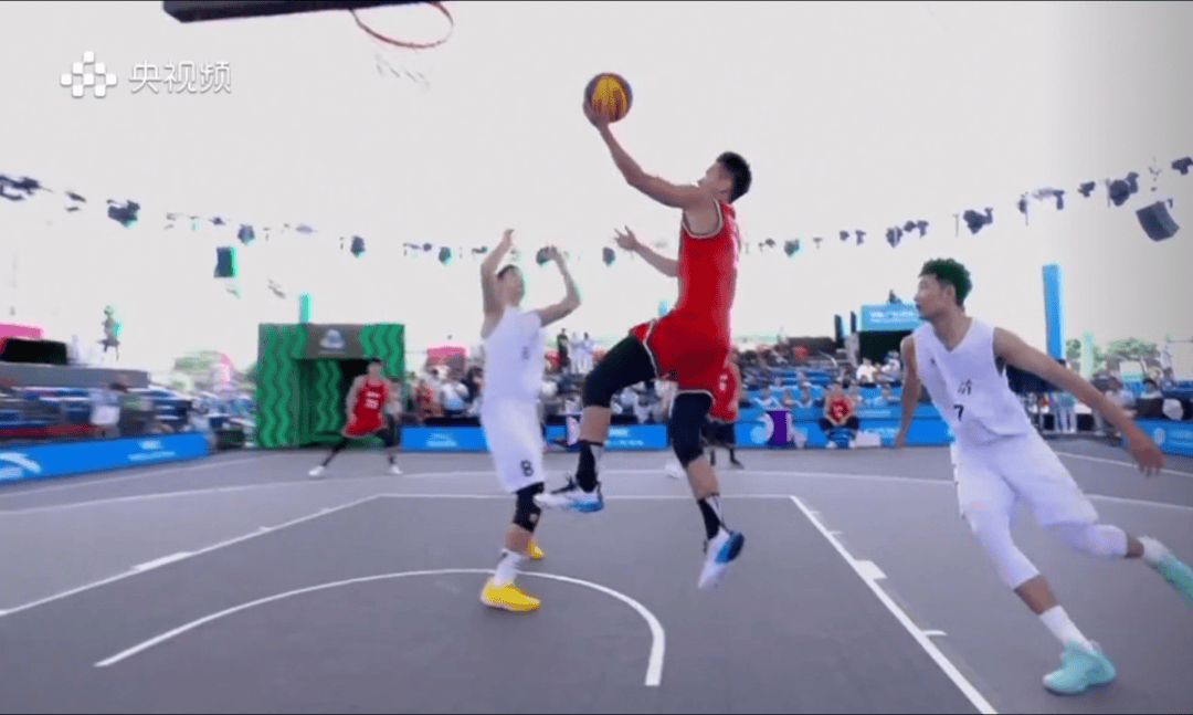 全运会男子三人篮球赛<strong></p>
<p>天门有几家证券公司</strong>，陈国豪、周泽源代表广东队出战，战胜江苏队取得开门红！