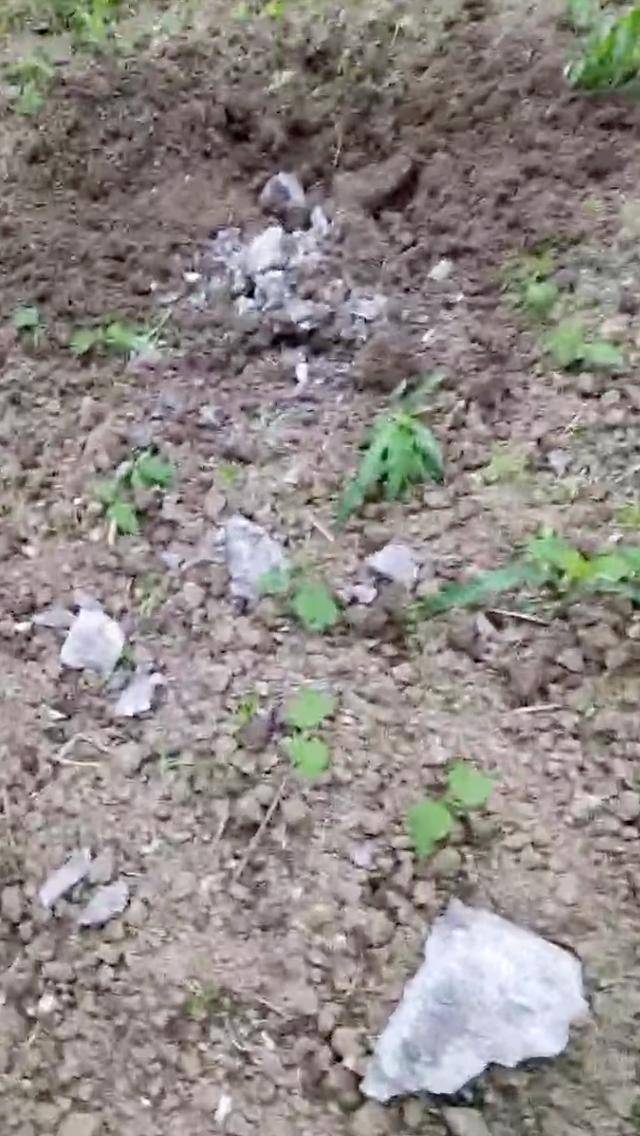 贵州仁怀市多处民房被砂石厂爆破震坏<strong></p>
<p>首创证券济南营业部</strong>，当地回应