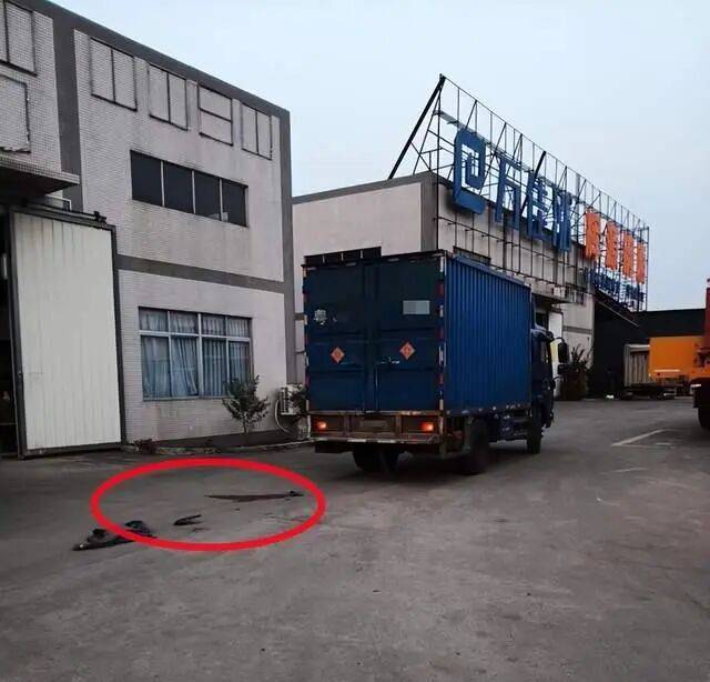 阳江95岁老翁车祸住院3月去世<strong></p>
<p>盈透证券资金如何转出</strong>，鉴定称自身因素系死亡主因；司机被判一年两个月不断申诉，广东高院：量刑明显不当将再审